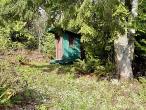 Upper outhouse