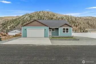 Plenty of parking including for RVs