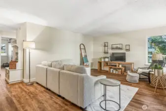 Living room. Guest bedroom is on the left.