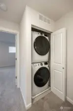 Full Sized Stackable Washer/Dryer