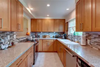 Quartz Countertops & Luxury Vinyl Flooring