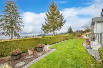 The manicured lawn gives you some room for lawn games or your fuzzy pets to walk outside.