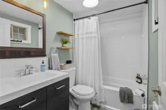Main bathroom