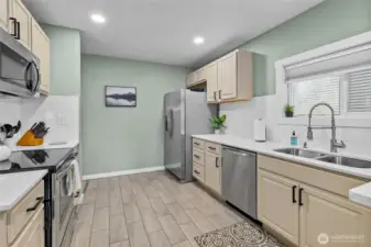 Lots of Cabinet space