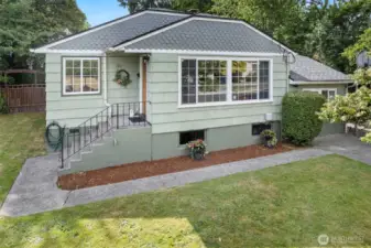 FRONT OF HOME