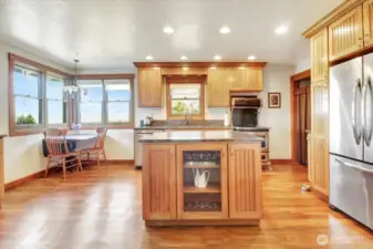 wonderful kitchen for gatherings