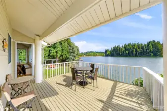 Linger here with some friends and hours seem like minutes.