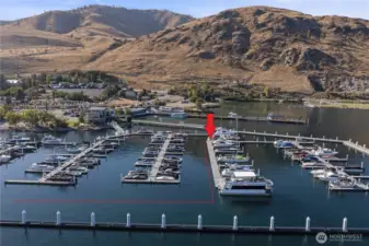 With slips on just one side of B Dock, navigating your boat in and out is a cinch! Notice the extensive breakwaters.