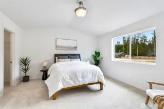 Photographs are for illustrative purposes only. Features, finishes, interior/exterior colors, landscaping and floorplan shown may vary from actual homes built.