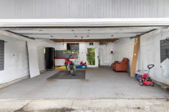 2 car garage
