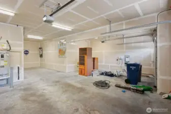 4 car garage