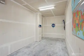 4th car bay