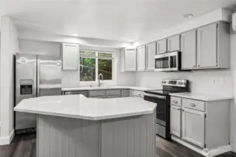Beautifully updated kitchen
