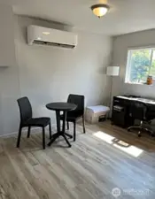 1135A Dining Area from Previous Tenant