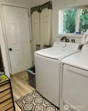 1135A Laundry Room