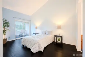 Primary slider to deck