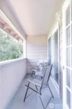 Balcony off liv rm & primary rm