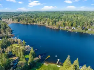 With amazing views of Lake Crescent, enjoy the peaceful settings of gorgeous blue waters colliding with the striking colors of the state's evergreen trees.