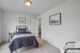 Photographs are for illustrative purposes only. Features, finishes, interior/exterior colors, landscaping and floorplan shown may vary from actual homes built.