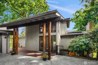 Iconic NW Architecture in the cherished Ellis Pond community of Mercer Island - Welcome Home!