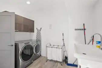 laundry/mudroom