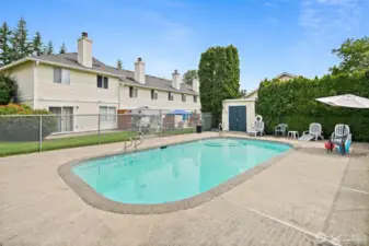 Community pool