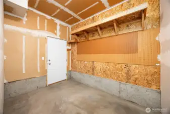 Room in the garage