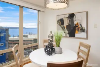 Beautiful views accompany your meals!