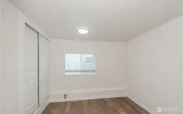 Comfortable second bedroom for guests, flex-space or a home office