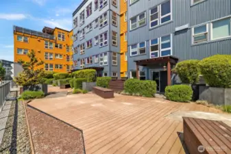 Community deck