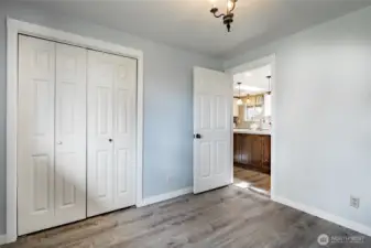 Office/Den/Bedroom 5