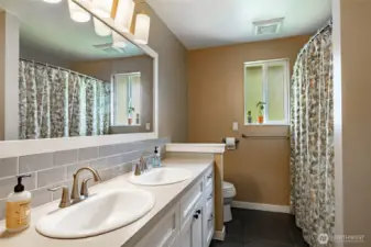 Full bath on the main floor