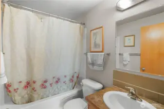 Main Bathroom.