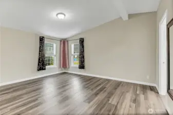 Large primary bedroom - Unfurnished