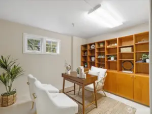Rare Office/Bonus/Craft Room off Garage!!