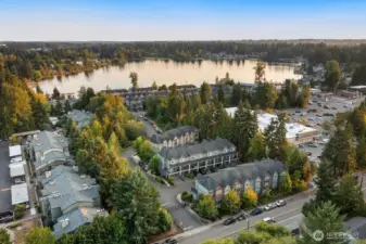 Minutes away from the Lake