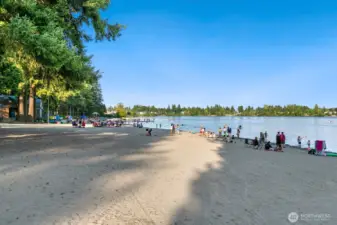 The beach just minutes away!