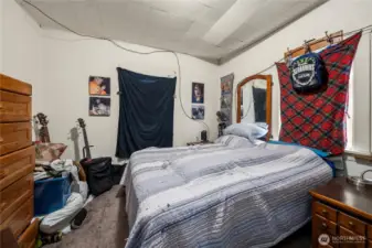 Guest bedroom 1  - main floor.