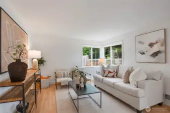 Bright and open space to entertain
