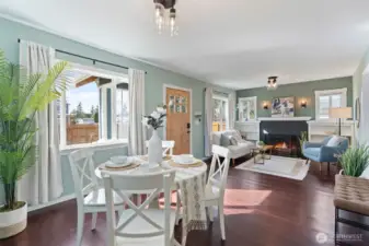 Dining space or expand the living room