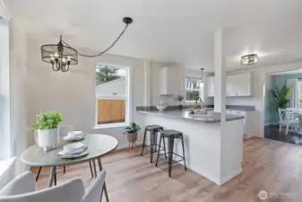 Eat in Kitchen space