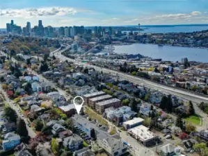 Quick access to UW, the U-District, SLU and Capitol Hill.
