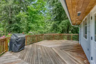 You'll love bbqs and dinners on the huge, west facing deck right off the kitchen!