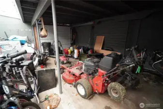 Garage and Storage Space