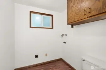 Second laundry hookup adds convenience and options.