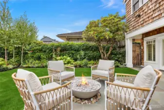 Built-in firepit for your marshmallow roasts!