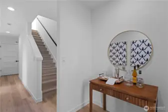 PHOTOS ARE OF MODEL HOME 1704B - SIMILAR LAYOUT W/DIFFERENT COLOR SCHEME.