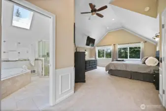 Primary suite