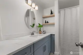 Main Bath with Tub/Shower Combo