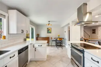 Connected kitchen to eating area for seamless transitions